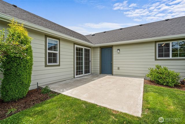 1406 Stillwaters Avenue, Centralia, WA 98531