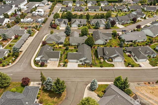 1406 Stillwaters Avenue, Centralia, WA 98531