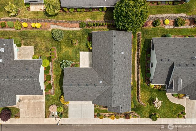 1406 Stillwaters Avenue, Centralia, WA 98531