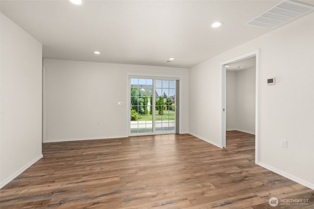 1406 Stillwaters Avenue, Centralia, WA 98531