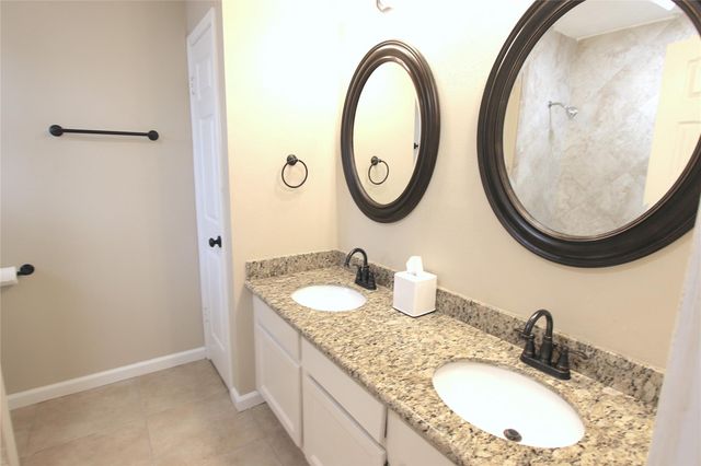 2731 Colony Drive, Sugar Land, TX 77479
