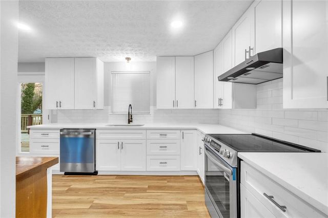 5174 Stone Trace, Stone Mountain, GA 30083