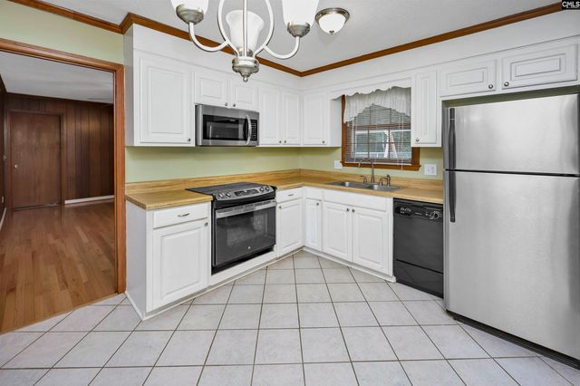 3208 Woodsen Circle, West Columbia, SC 29170