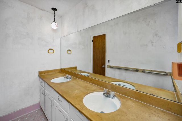 3208 Woodsen Circle, West Columbia, SC 29170