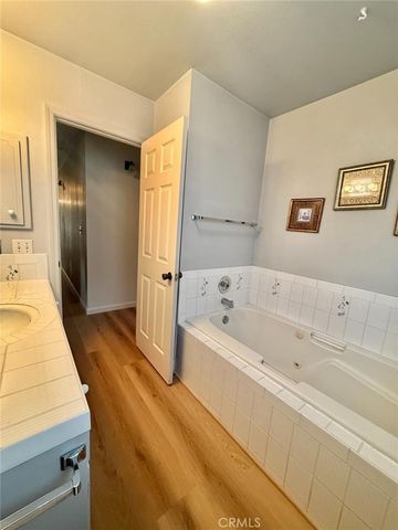 2524 B And B, Merced, CA 95348