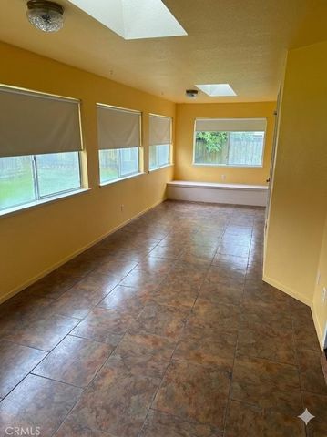 2524 B And B, Merced, CA 95348