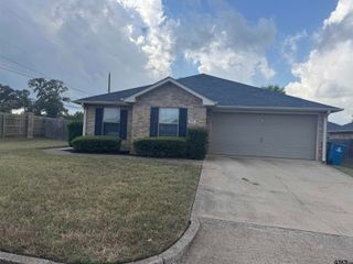 613 Hagan rd, Whitehouse, TX 75791