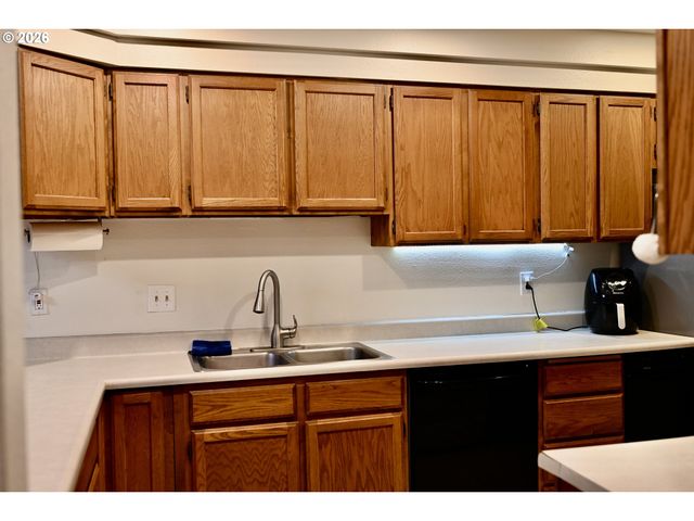 3268 Se 153RD Ave, Portland, OR 97236