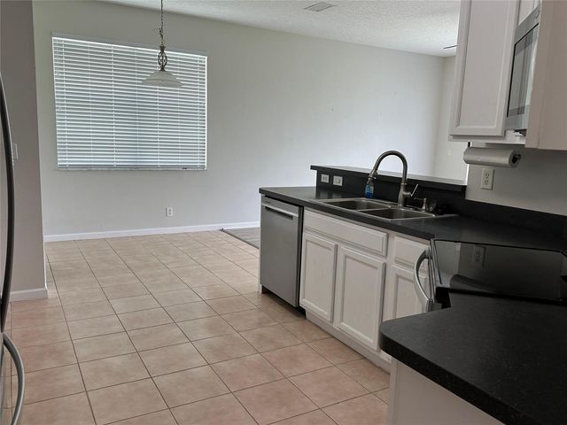 6075 46th Lane, Vero Beach, FL 32967