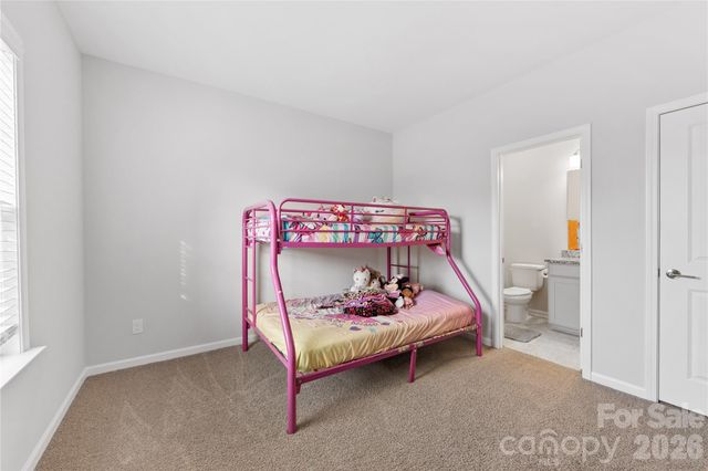 346 W Waterlynn Road, Mooresville, NC 28117