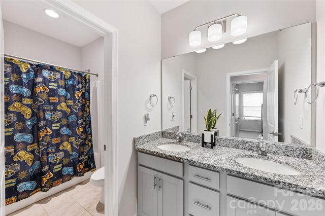 346 W Waterlynn Road, Mooresville, NC 28117