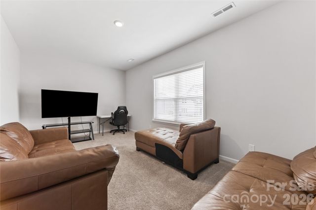 346 W Waterlynn Road, Mooresville, NC 28117