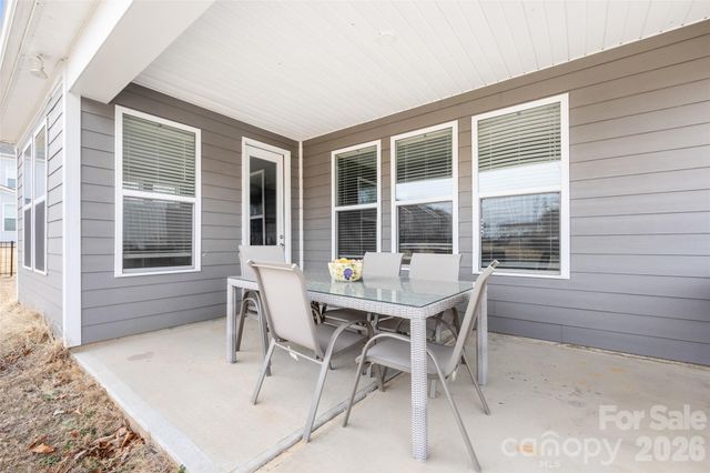 346 W Waterlynn Road, Mooresville, NC 28117