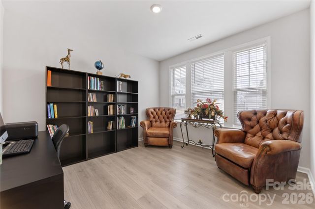 346 W Waterlynn Road, Mooresville, NC 28117