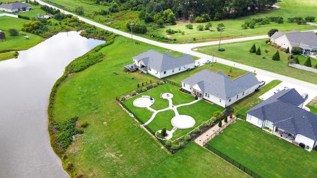 637 Berry Road, Boiling Springs, SC 29316
