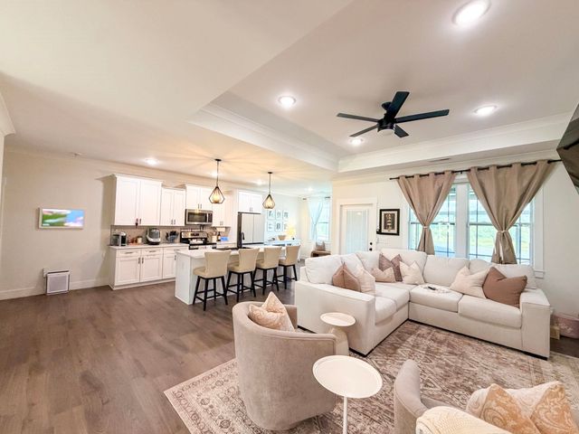 637 Berry Road, Boiling Springs, SC 29316