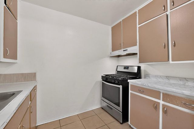 1612 Shadyside Drive SW, Albuquerque, NM 87105