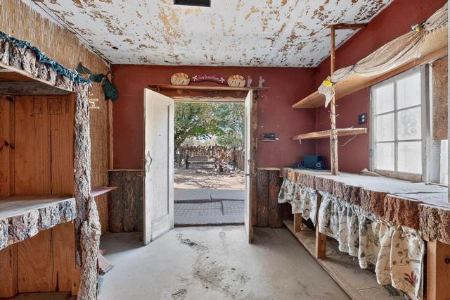 1612 Shadyside Drive SW, Albuquerque, NM 87105