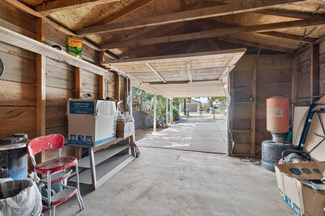 1612 Shadyside Drive SW, Albuquerque, NM 87105