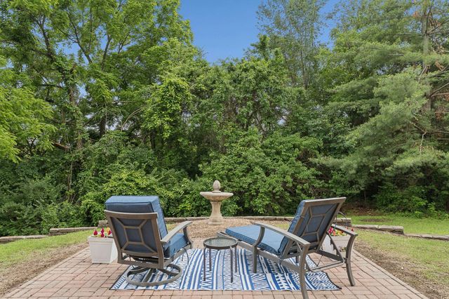 1206 Broadmoor Cir, Franklin, TN 37067