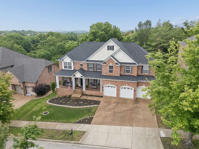 1206 Broadmoor Cir, Franklin, TN 37067