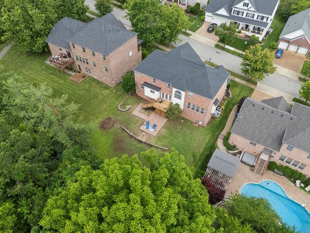 1206 Broadmoor Cir, Franklin, TN 37067
