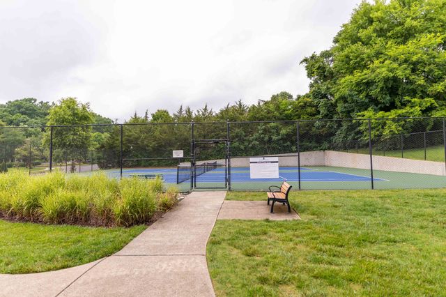 1206 Broadmoor Cir, Franklin, TN 37067