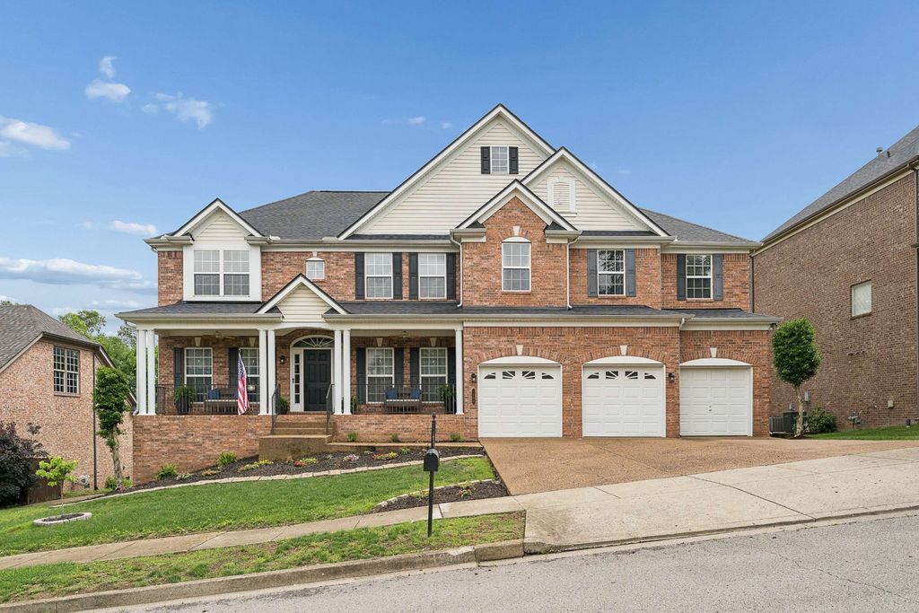 1206 Broadmoor Cir, Franklin, TN 37067