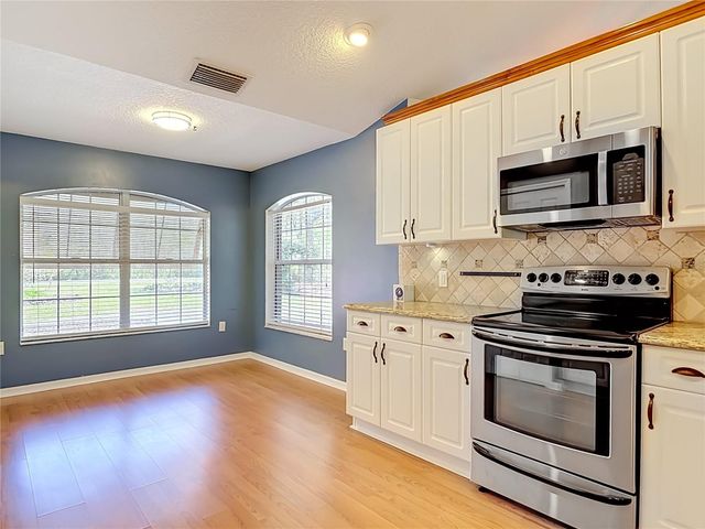 39903 GREENBRIER STREET, Eustis, FL 32736