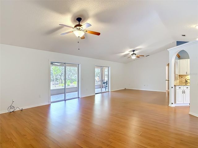 39903 GREENBRIER STREET, Eustis, FL 32736