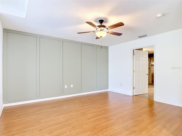 39903 GREENBRIER STREET, Eustis, FL 32736