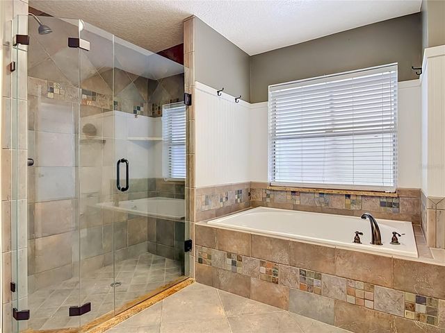 39903 GREENBRIER STREET, Eustis, FL 32736