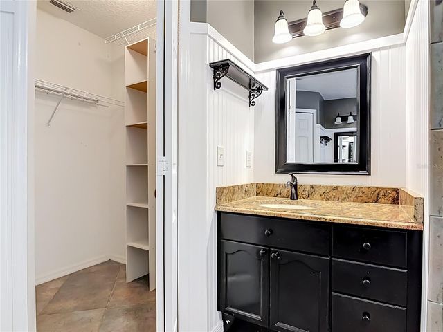 39903 GREENBRIER STREET, Eustis, FL 32736