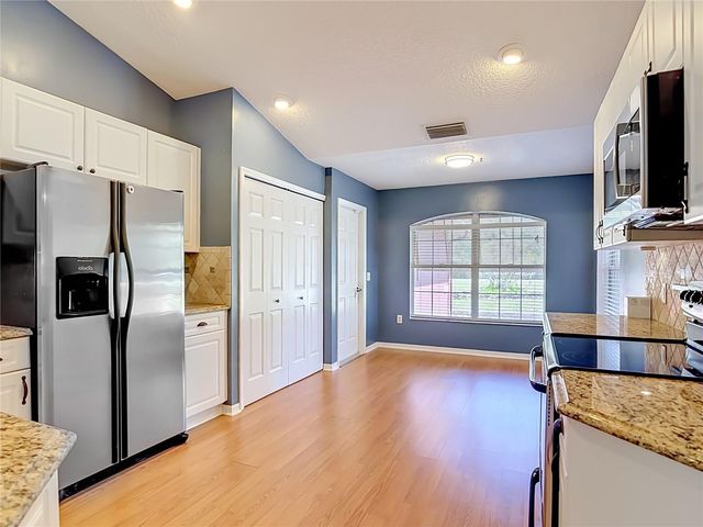 39903 GREENBRIER STREET, Eustis, FL 32736
