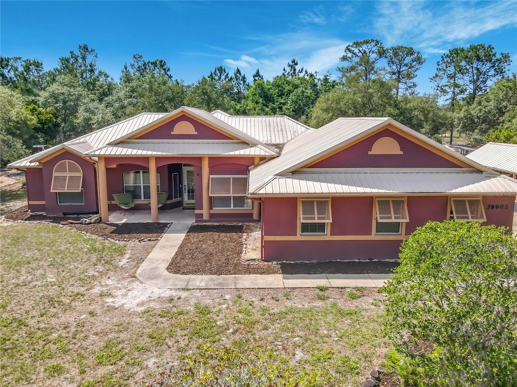 39903 GREENBRIER STREET, Eustis, FL 32736