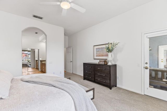 240 Clearview Ct, Roseville, CA 95747