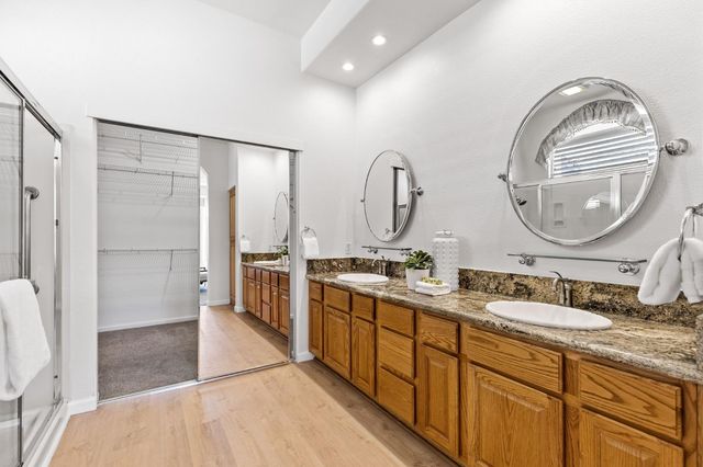 240 Clearview Ct, Roseville, CA 95747