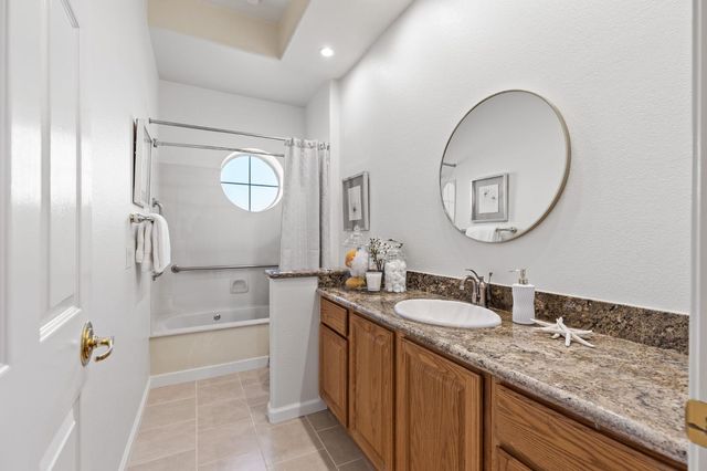 240 Clearview Ct, Roseville, CA 95747