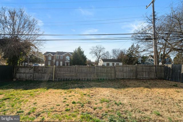 6602 CAVALIER DR, Alexandria, VA 22307