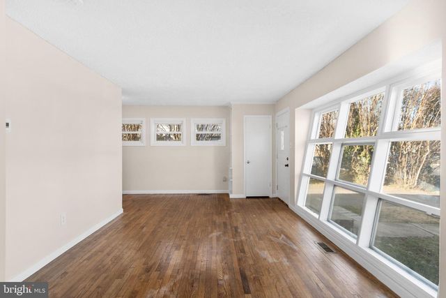 6602 CAVALIER DR, Alexandria, VA 22307