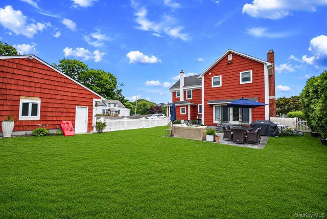 312 Riverside Drive, Riverhead, NY 11901