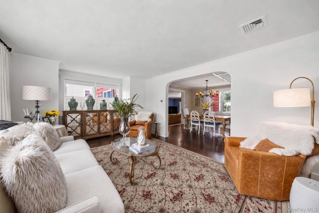 312 Riverside Drive, Riverhead, NY 11901