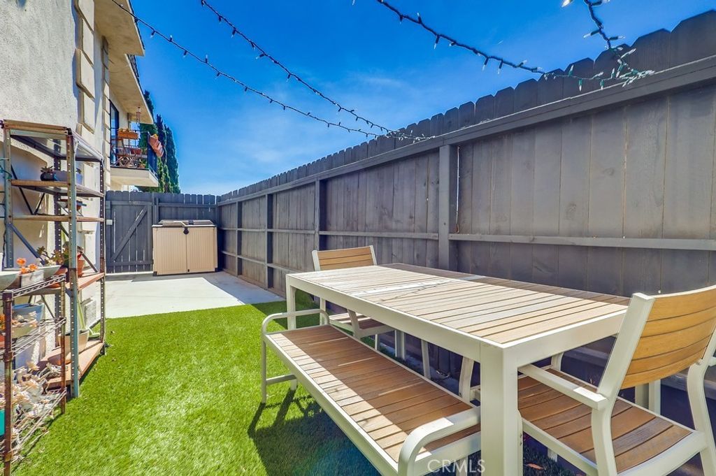 Image 37 of property listing at 1020 Ocean Park, Santa Monica, CA 90405