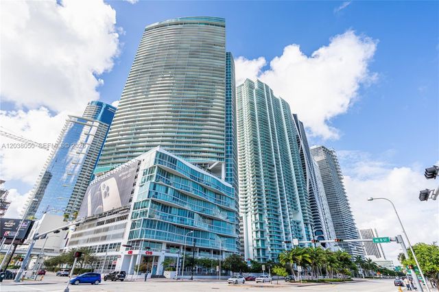 888 Biscayne Boulevard 812, Miami, FL 33132