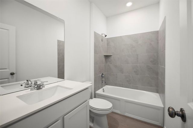 201 Orchard Cove, Snook, TX 77879