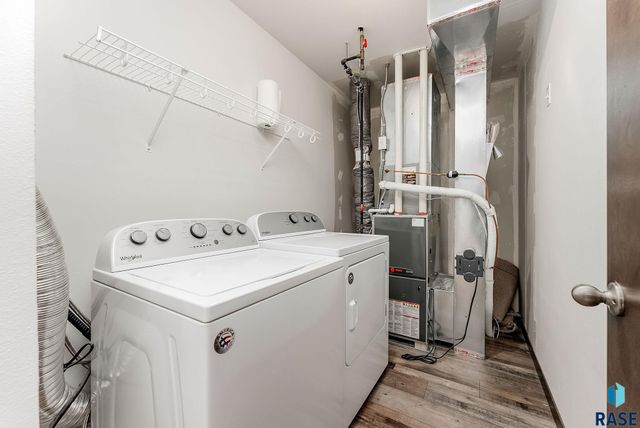 9552 W Broek Dr Drive, Sioux Falls, SD 57106