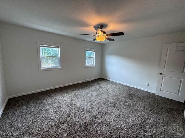 3820 John Avenue, Cleveland, OH 44113