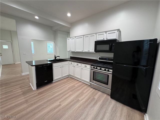 3820 John Avenue, Cleveland, OH 44113