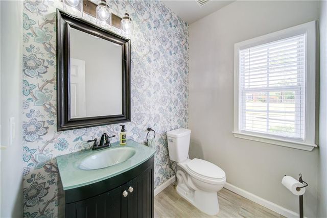 5715 Kennemore Drive, Alpharetta, GA 30004