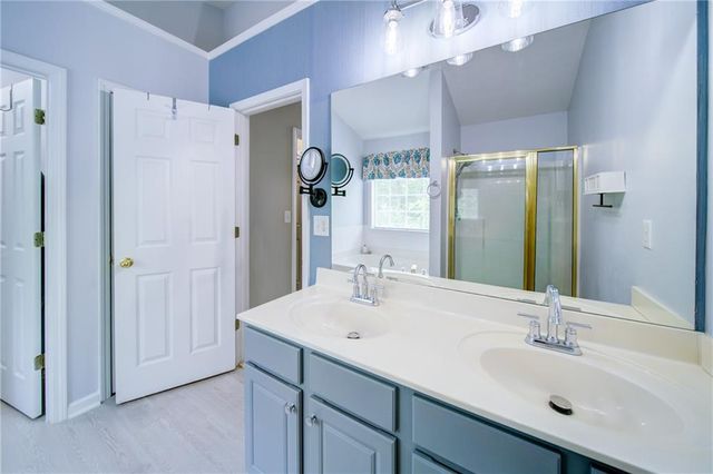 5715 Kennemore Drive, Alpharetta, GA 30004